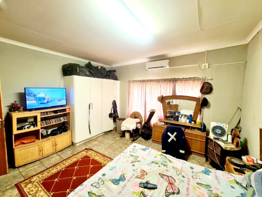 3 Bedroom Property for Sale in Dibeng Northern Cape